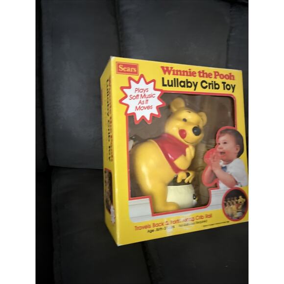 1982 Sears Winnie The Pooh Lullaby Crib Toy Musical Wind Up - Picture 2 of 7